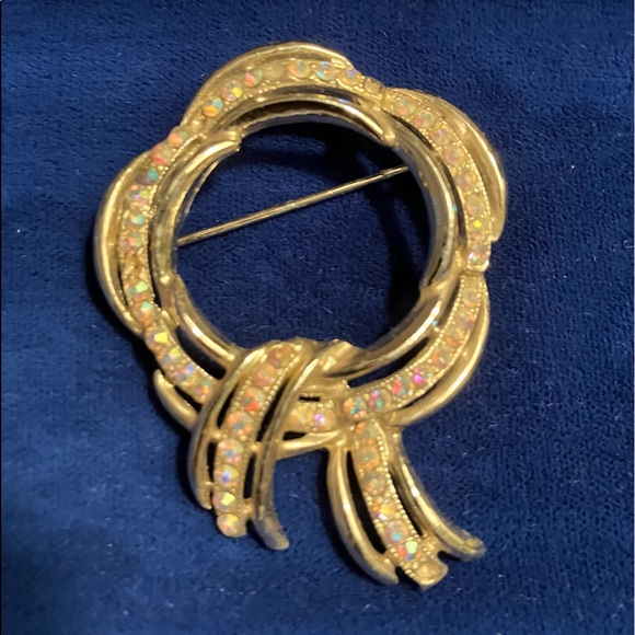 1950’s genuine aurora Borealis brooch - Picture 2 of 3